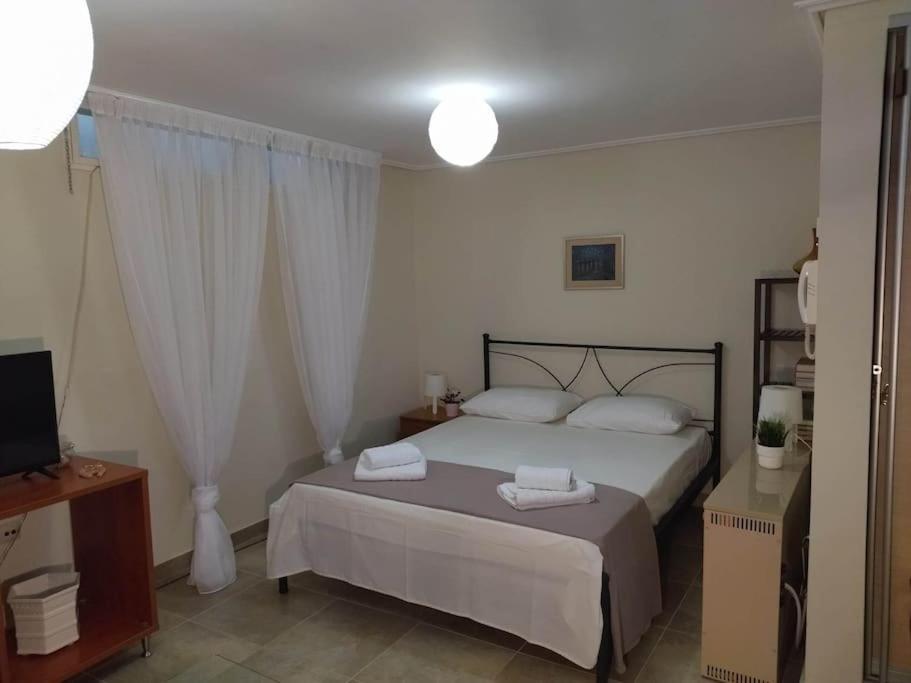 Kalamata Beach Maizonette Ground Floor And Semi-Basement With Yard Zewnętrze zdjęcie